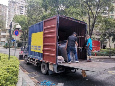 白山搬家公司 廂式貨車高效搬運，標準時效打造無憂搬家體驗